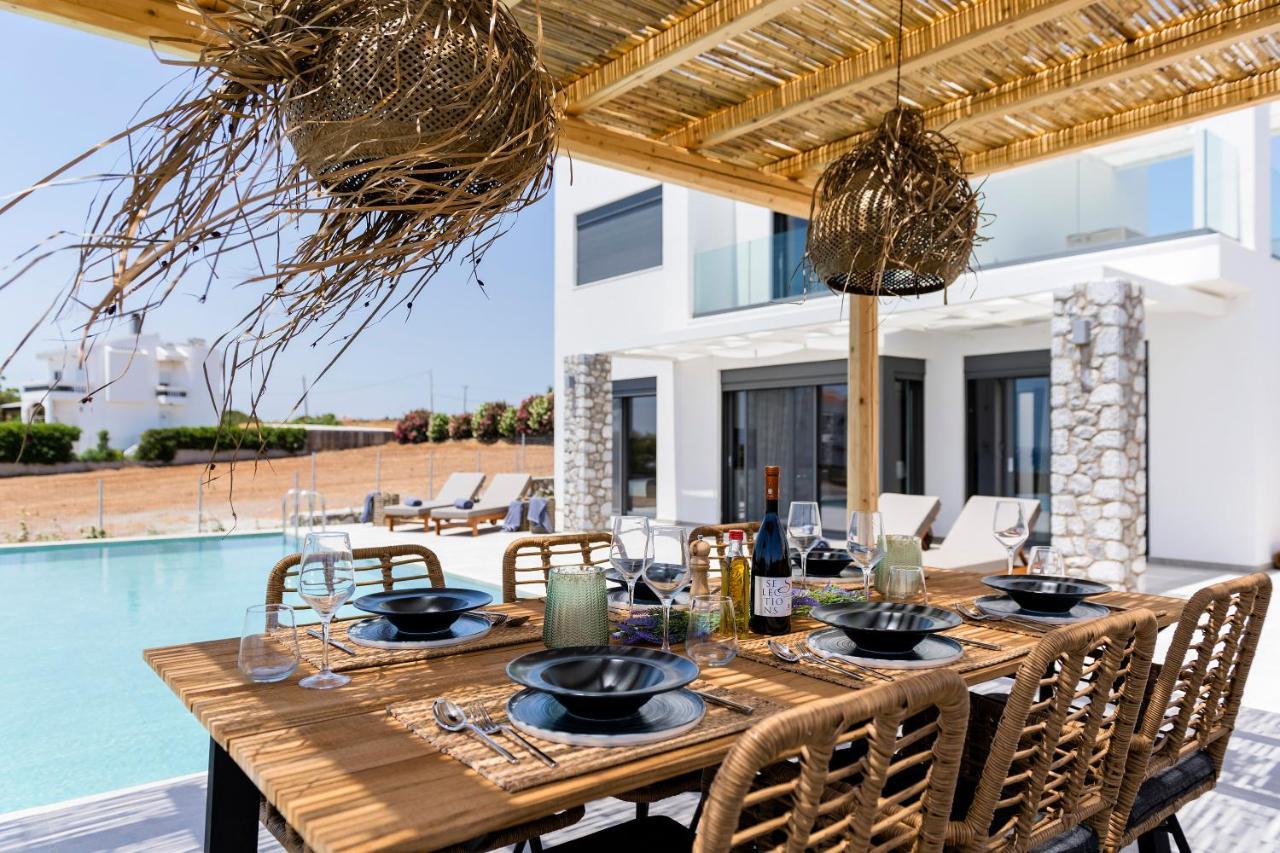 Grand Blue Villas Lachania ภายนอก รูปภาพ